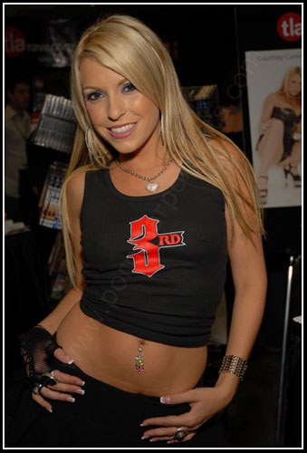 Courtney Cummz at Erotica LA 2006