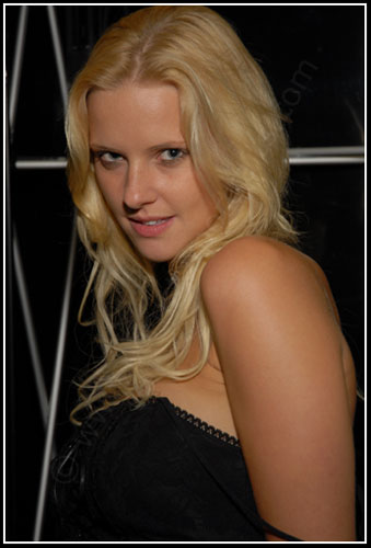 Hannah Harper at Erotica LA 2006