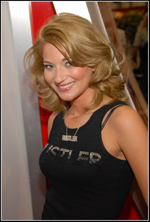 Nevaeh at the 2008 Adult Entertainment Expo