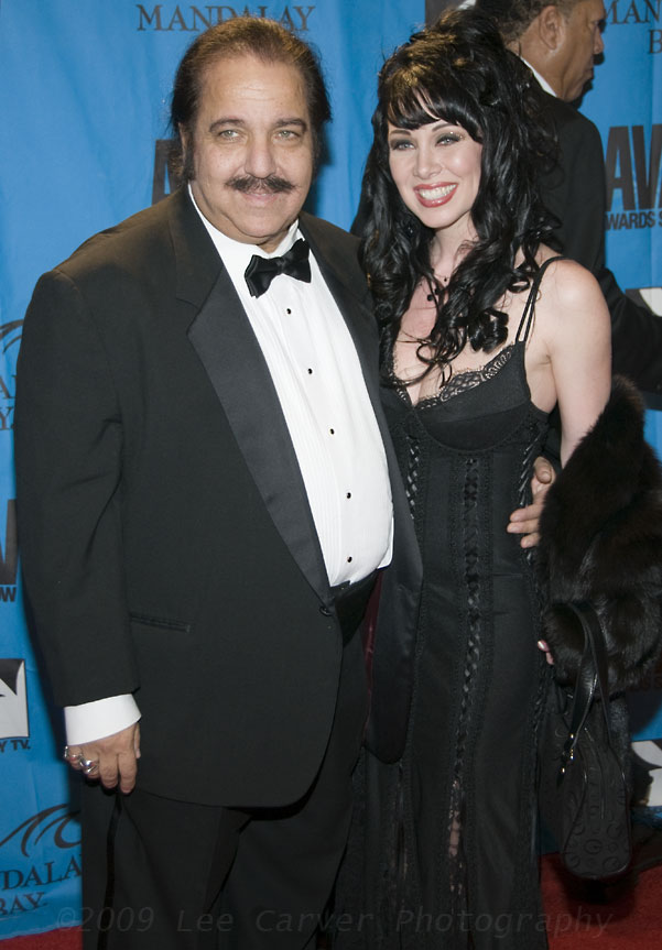 Ron Jeremy and Rayveness at 2009 AVN Adult Movie Awards