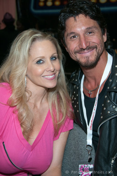 Julya Ann Xxx Tommy Gunn - Julia Ann, Tommy Gunn at eXXXotica Los Angeles