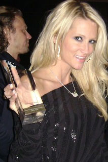 jessica drake with eLine Award Image Courtesy of Wicked Pictures.com